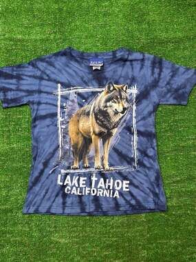 Kid-U-Not Lake Tahoe California Wolf Graphic Blue Tie Dye T-Shirt Size Medium